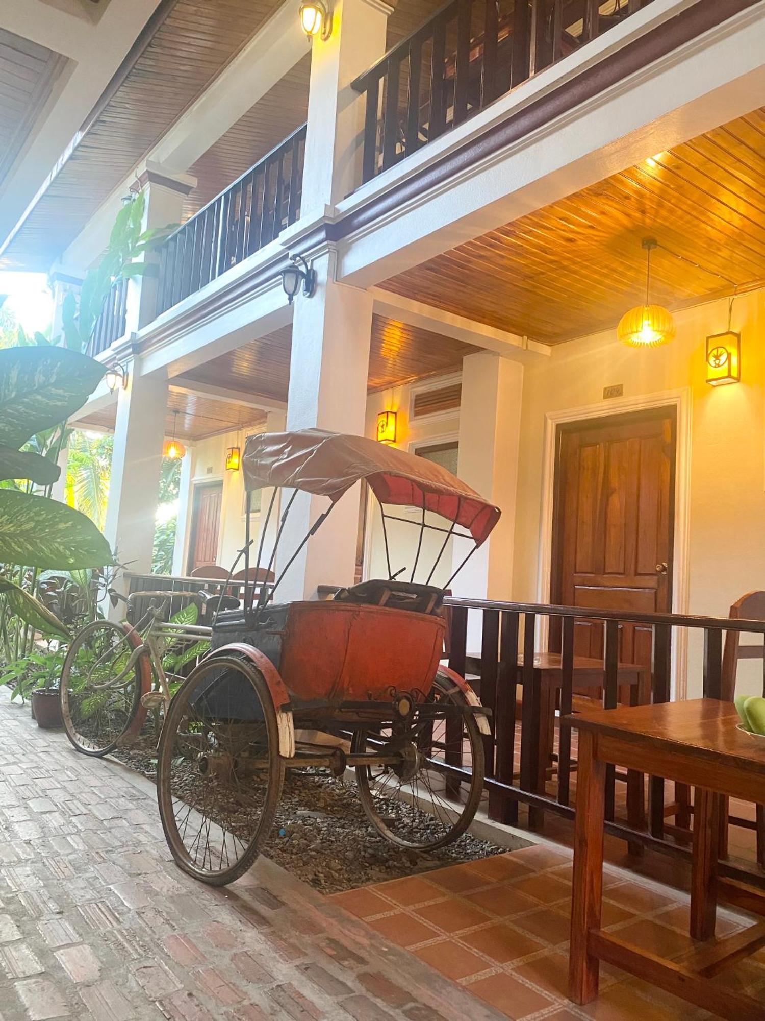 Golden Sun Boutique Hotel لوانغ برابانغ المظهر الخارجي الصورة