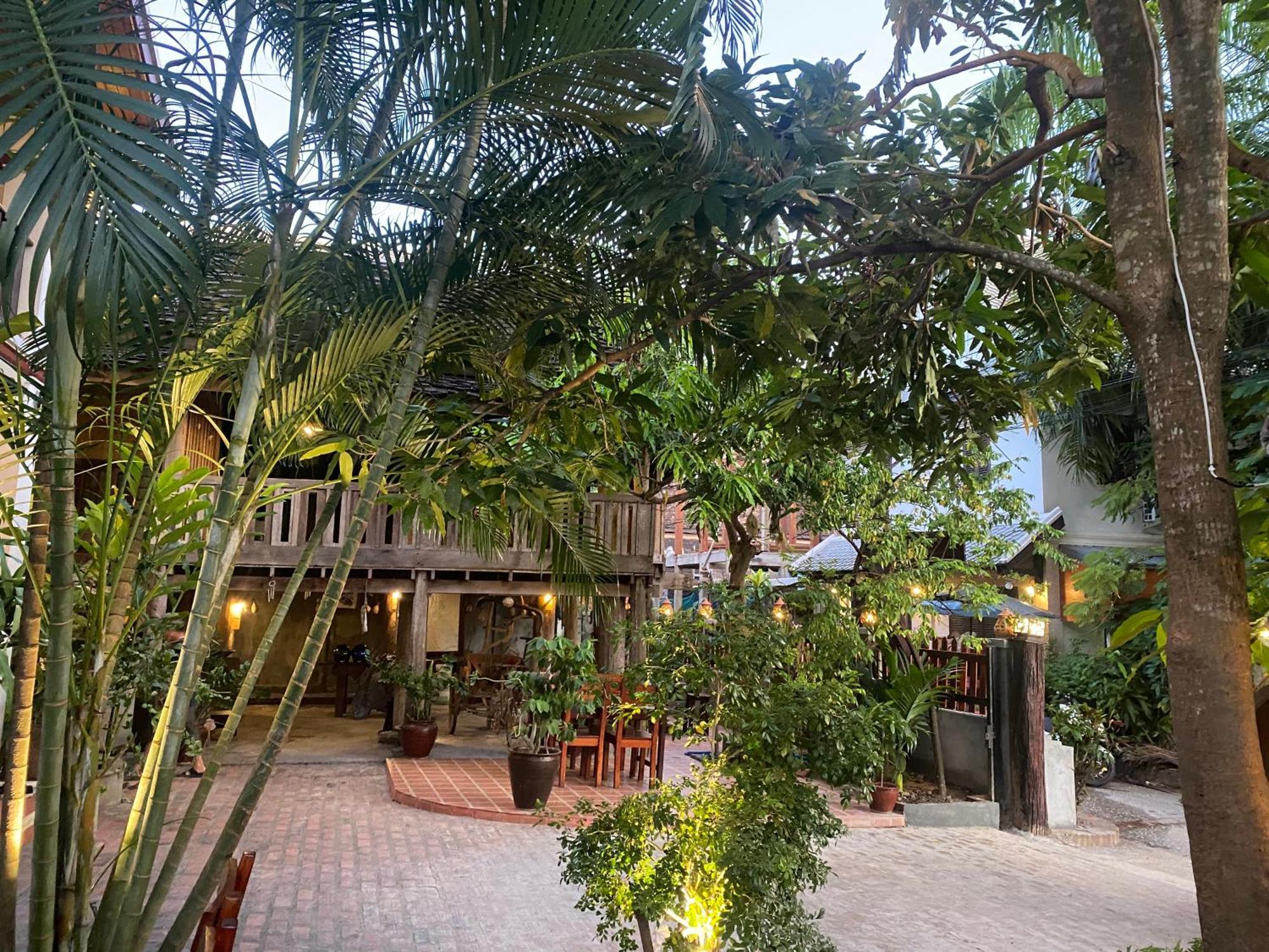 Golden Sun Boutique Hotel لوانغ برابانغ المظهر الخارجي الصورة