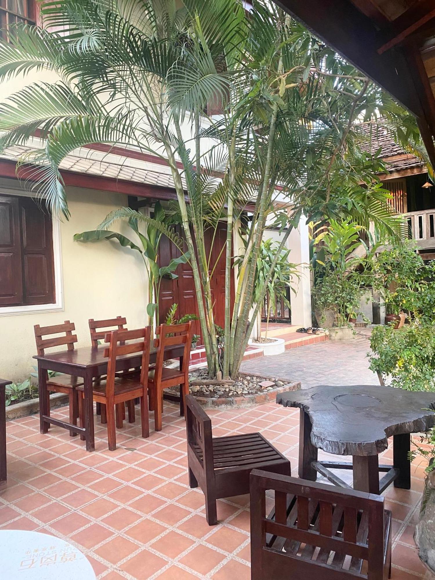 Golden Sun Boutique Hotel لوانغ برابانغ المظهر الخارجي الصورة